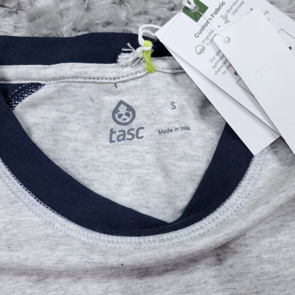 Tasc Performance Carrollton Shirt Size Small Howard Bison College Collegiate - Picture 4 of 10